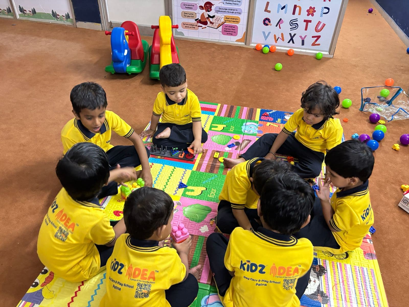 Happy children learning at KidzIdea
